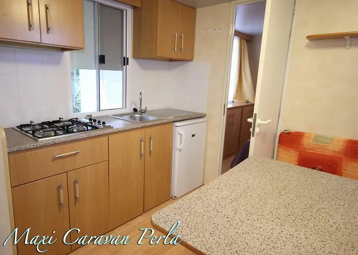 Santin Кемпинг