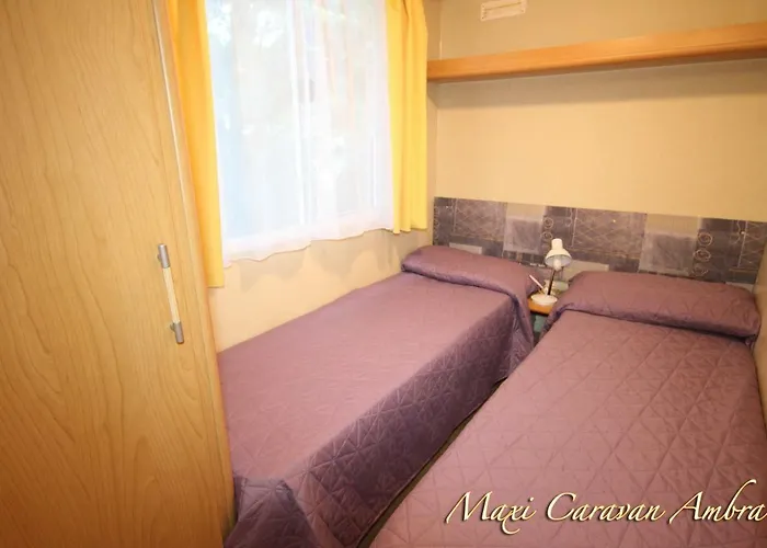 Santin Кемпинг